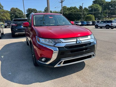 Used 2020 Mitsubishi Outlander SEL FWD image 2