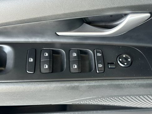 Used 2023 Hyundai Elantra SEL w/ Convenience Package FWD image 13