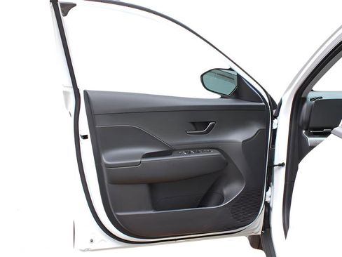 New 2026 Hyundai Kona SE FWD image 10