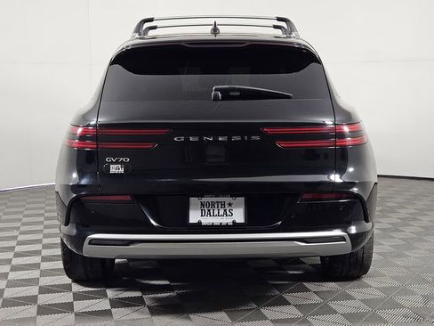 Used 2024 Genesis Electrified GV70 AWD/4WD image 4