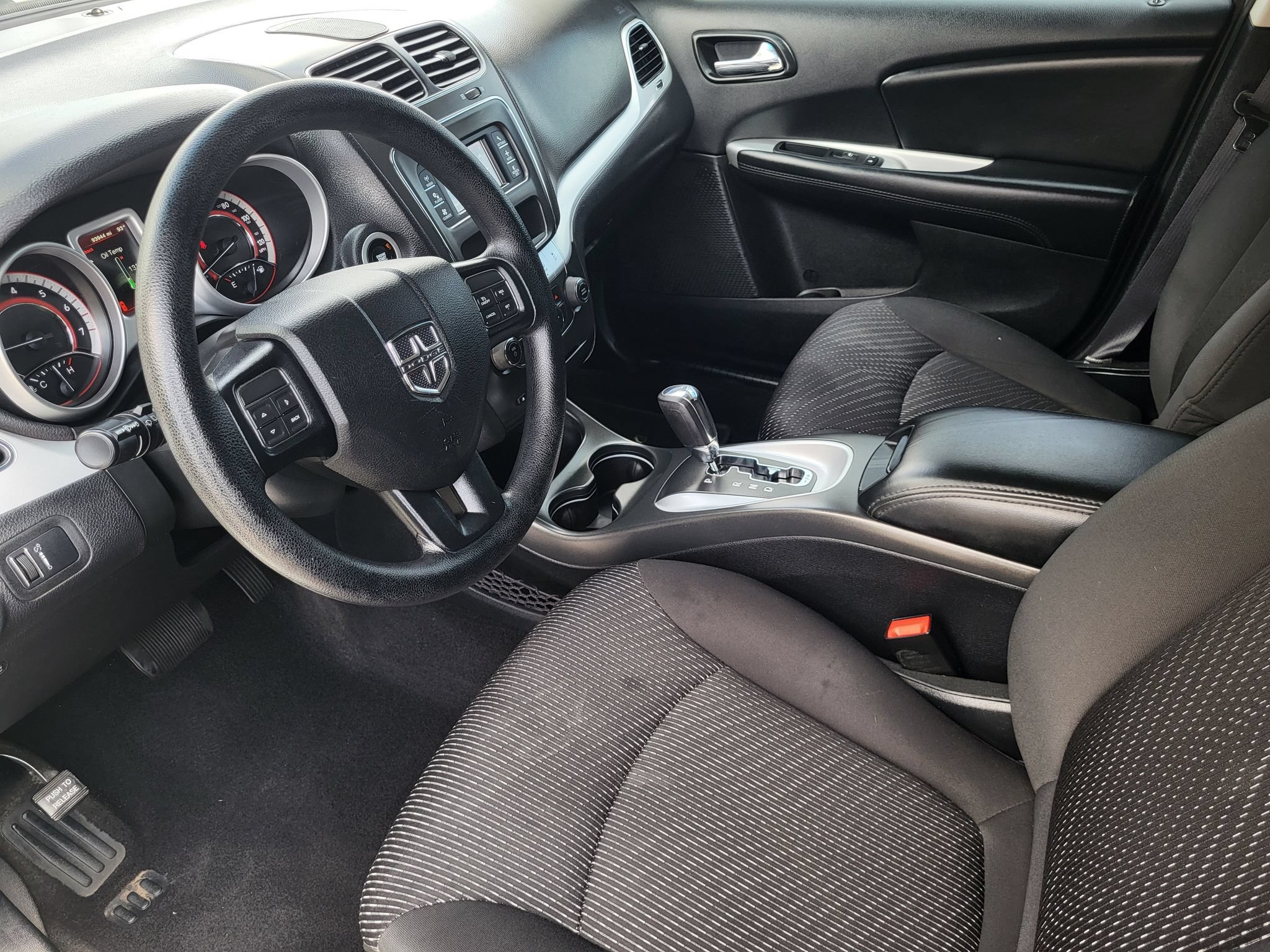 Used 2017 Dodge Journey SXT w/ Comfort/Convenience Group FWD image 10