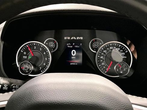 Used 2023 RAM 1500 Big Horn image 15