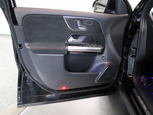 Certified 2025 Mercedes-Benz GLA 250 4MATIC image 17