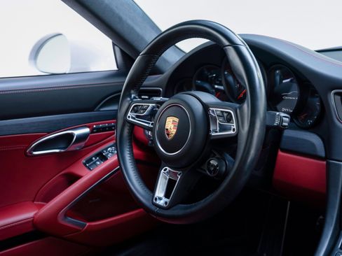 Used 2019 Porsche 911 Carrera GTS RWD image 57