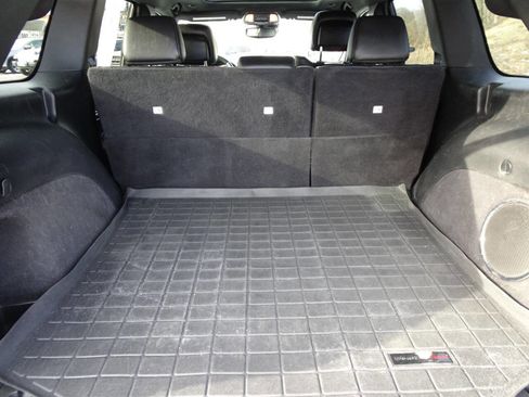 Used 2018 Jeep Grand Cherokee Overland image 9