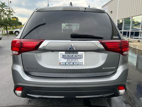 Used 2018 Mitsubishi Outlander SEL AWD/4WD image 4