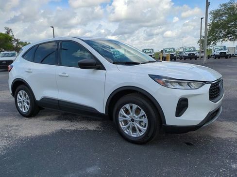 New 2026 Ford Escape Active image 2