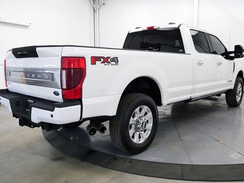 Used 2020 Ford F350 Platinum AWD/4WD image 7