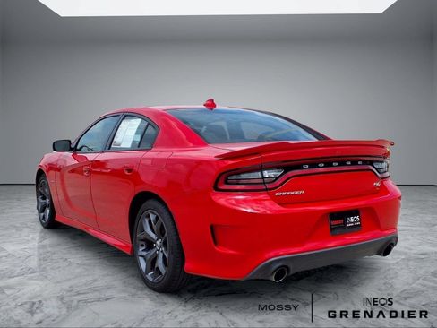 Used 2019 Dodge Charger R/T RWD image 2