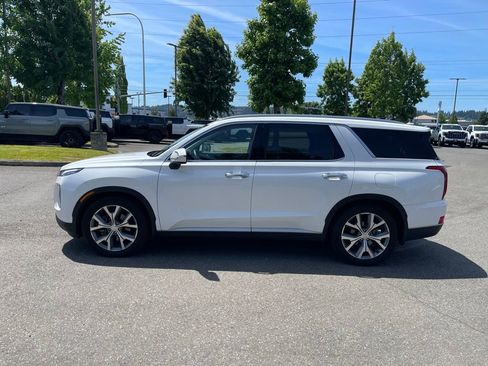 Used 2021 Hyundai Palisade SEL w/ Premium Package AWD/4WD image 2