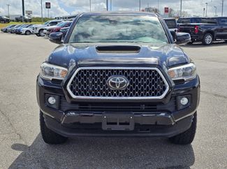 Used 2019 Toyota Tacoma TRD Sport video 2