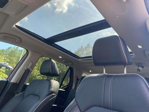 Used 2023 Honda Pilot Elite image 23