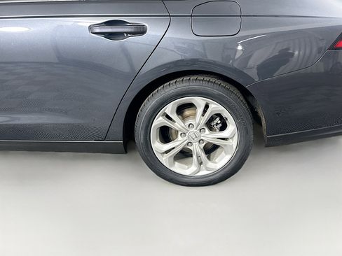 Used 2023 Honda Accord LX image 11