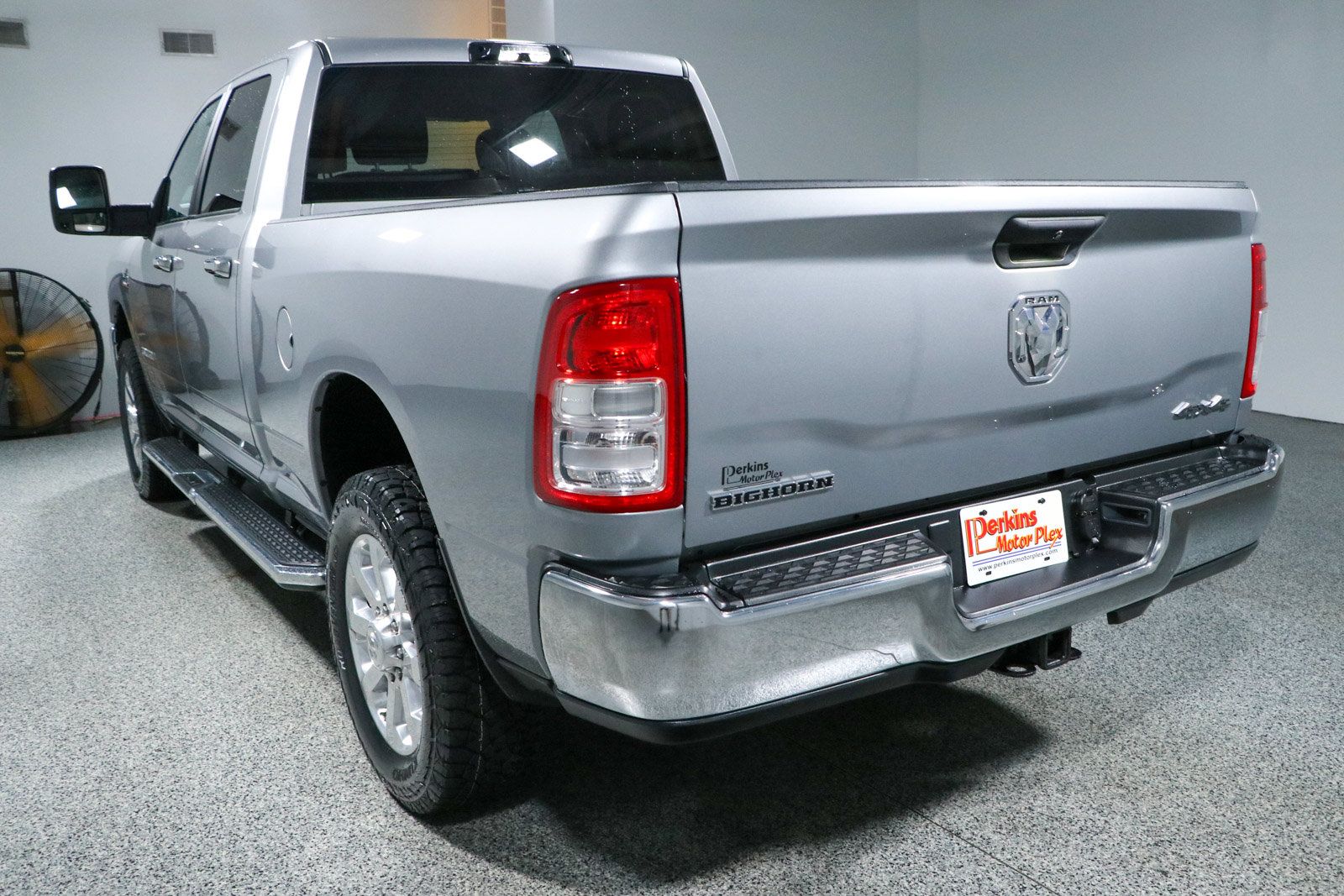 Used 2023 RAM 2500 Big Horn w/ Level 1 Equipment Group AWD/4WD image 9