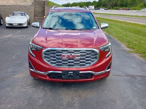 Used 2018 GMC Terrain Denali w/ Driver Alert Package II FWD image 8