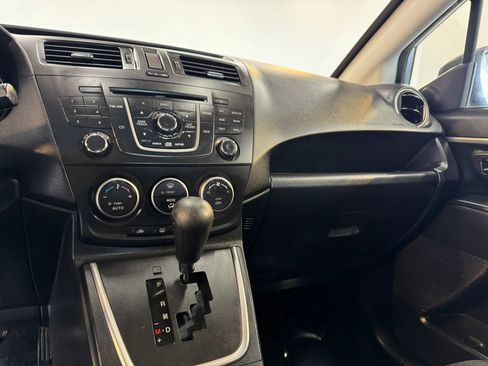 Used 2012 MAZDA MAZDA5 Sport image 18