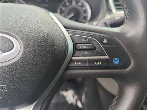 Used 2023 INFINITI QX50 Luxe FWD image 13