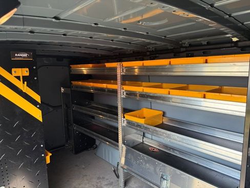 Used 2024 Mercedes-Benz Sprinter 2500 image 11