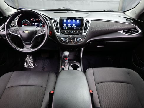 Used 2022 Chevrolet Malibu RS image 16
