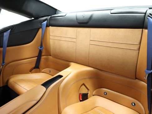 Used 2017 Ferrari California T image 60