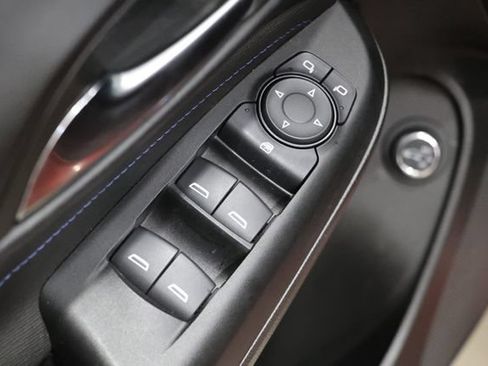 Used 2024 Buick Envista Sport Touring w/ Convenience I Package FWD image 20