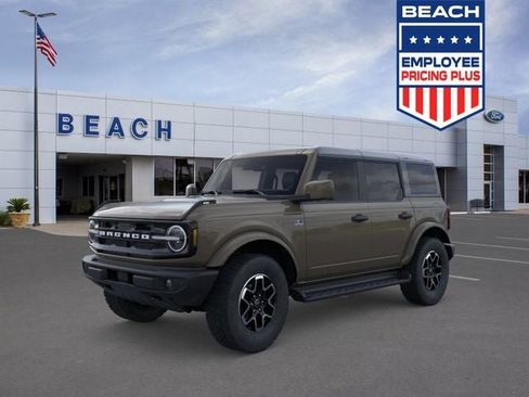 New 2026 Ford Bronco Outer Banks AWD/4WD image 1