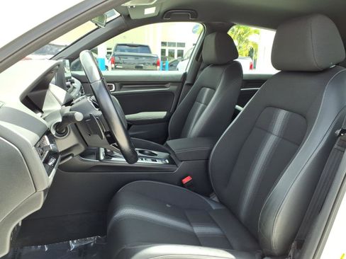 Used 2023 Honda Civic Sport image 5