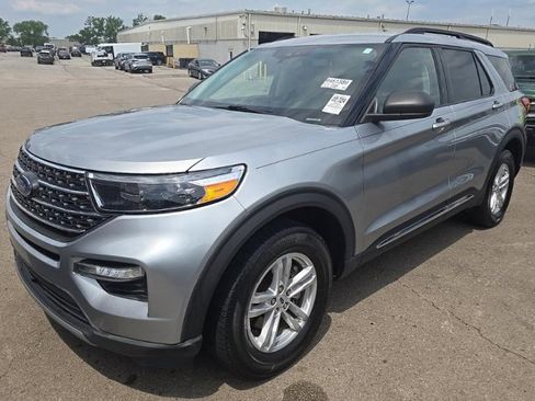 Used 2023 Ford Explorer XLT w/ Equipment Group 202A AWD/4WD image 1