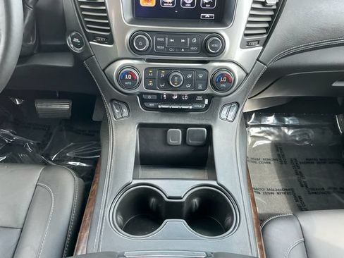 Used 2017 Chevrolet Tahoe LT w/ LT Signature Package AWD/4WD image 15