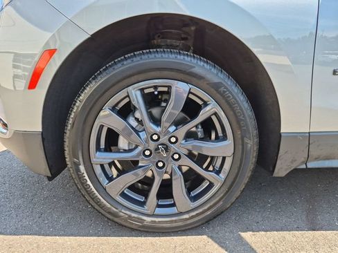 Used 2024 Chevrolet Equinox RS AWD/4WD image 36