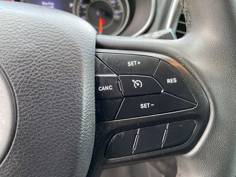 Certified 2020 Jeep Cherokee Trailhawk image 20