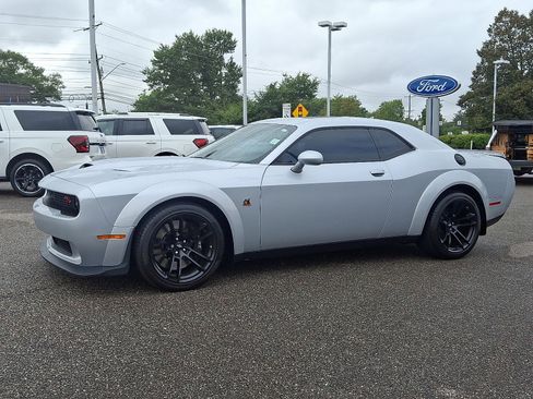 Used 2023 Dodge Challenger R/T Scat Pack image 5