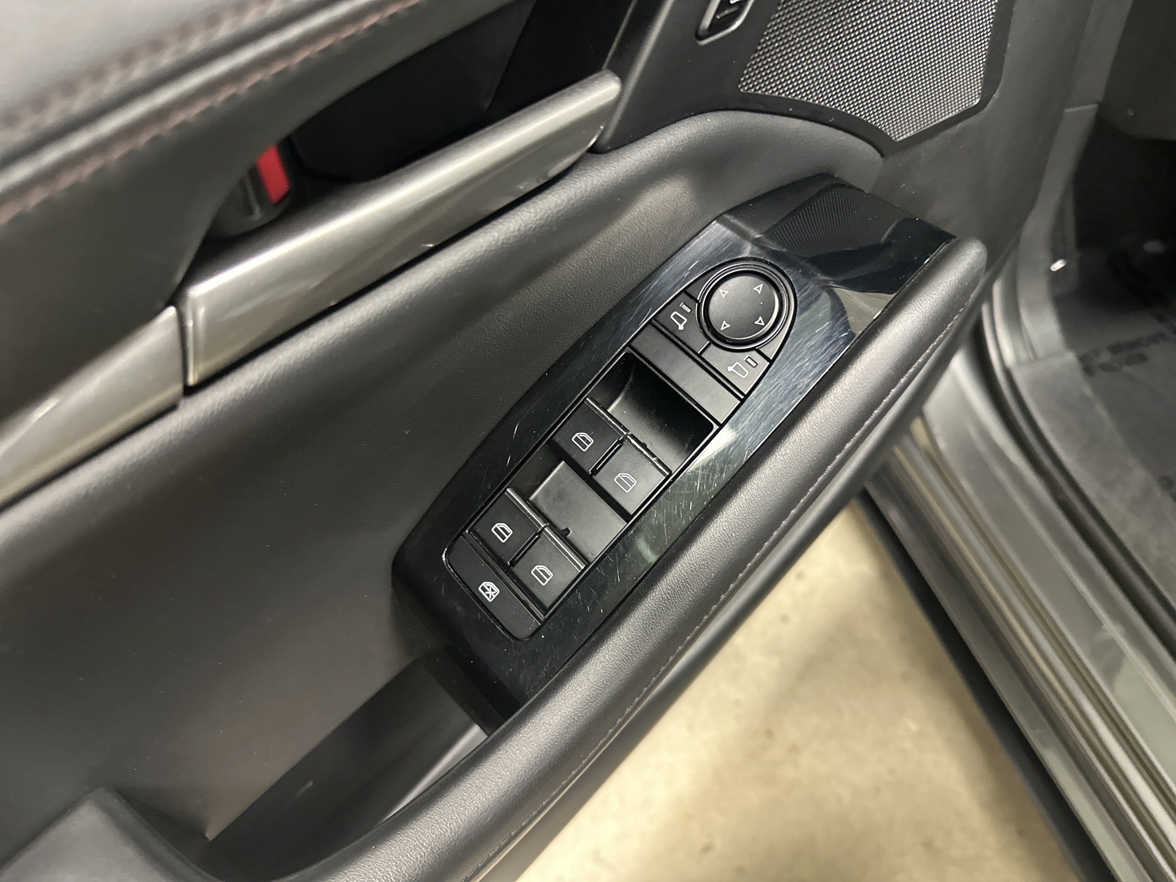 Used 2025 MAZDA MAZDA3 s Sport FWD image 15