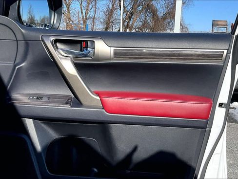 Used 2020 Lexus GX 460 Luxury w/ Off Road Package image 23