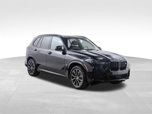 New 2026 BMW X5 M60i w/ Climate Comfort Package image 8