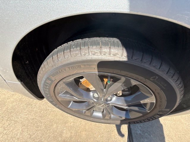 Used 2020 Chrysler Pacifica Touring-L w/ S Appearance Package FWD image 14