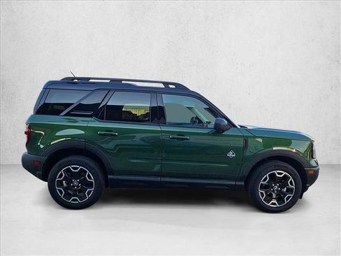 Certified 2025 Ford Bronco Sport Outer Banks w/ Outer Banks Tech Package+ AWD/4WD image 4