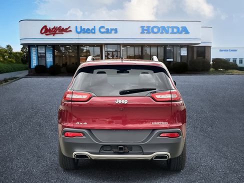 Used 2017 Jeep Cherokee Limited w/ Trailer Tow Group image 4