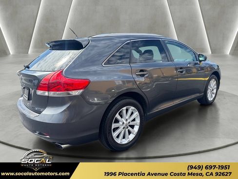 Used 2011 Toyota Venza FWD image 5