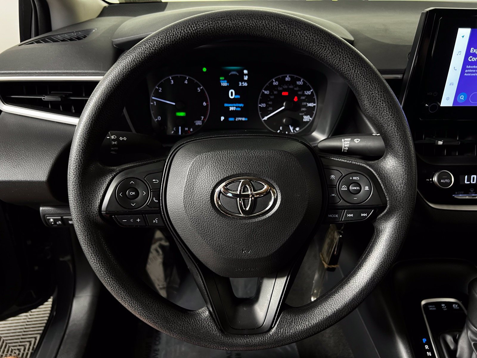 Certified 2025 Toyota Corolla LE FWD image 13