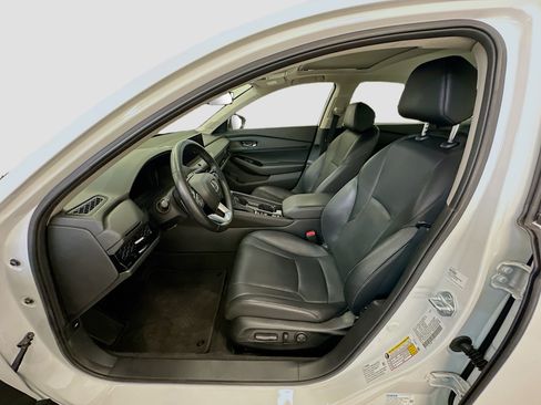 Used 2023 Honda Accord Touring image 13