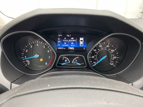 Used 2017 Ford Focus SE image 28
