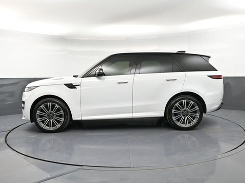 Used 2024 Land Rover Range Rover Sport Dynamic SE AWD/4WD image 2