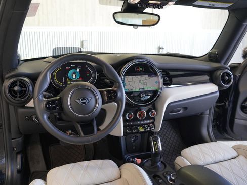 Used 2023 MINI Cooper SE image 11