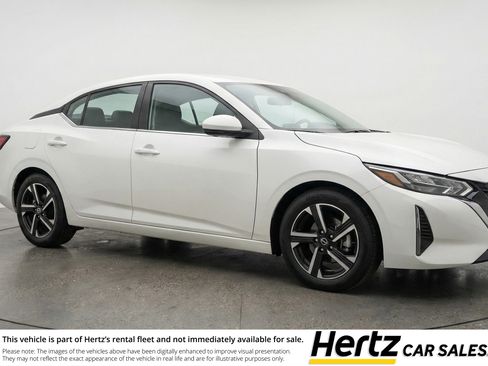 Used 2025 Nissan Sentra SV FWD image 1