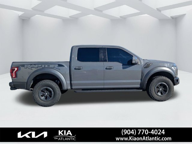Used 2018 Ford F150 Raptor w/ Equipment Group 802A Luxury AWD/4WD image 2