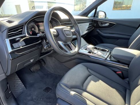 Used 2025 Audi Q7 3.0T Premium Plus w/ Premium Plus Package image 17