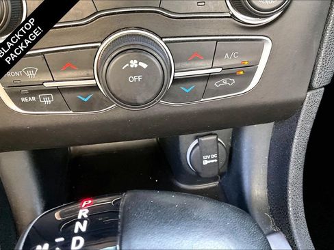 Used 2022 Dodge Charger SXT RWD image 34