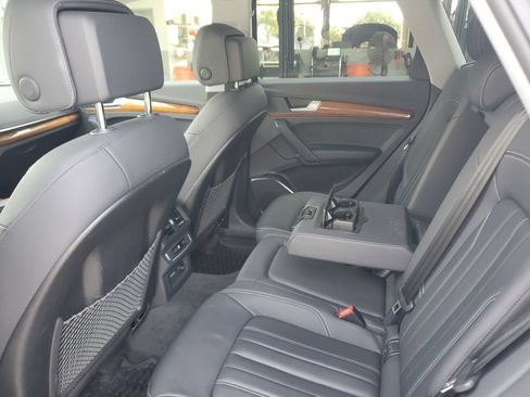 Certified 2023 Audi Q5 2.0T Premium w/ Convenience Package AWD/4WD image 16