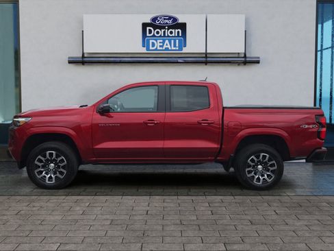 Used 2023 Chevrolet Colorado LT w/ LT Convenience Package III AWD/4WD image 6
